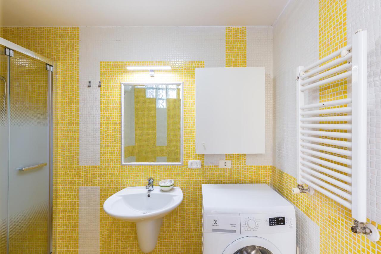 Orsola Comfort House By Napoliapartments Екстериор снимка